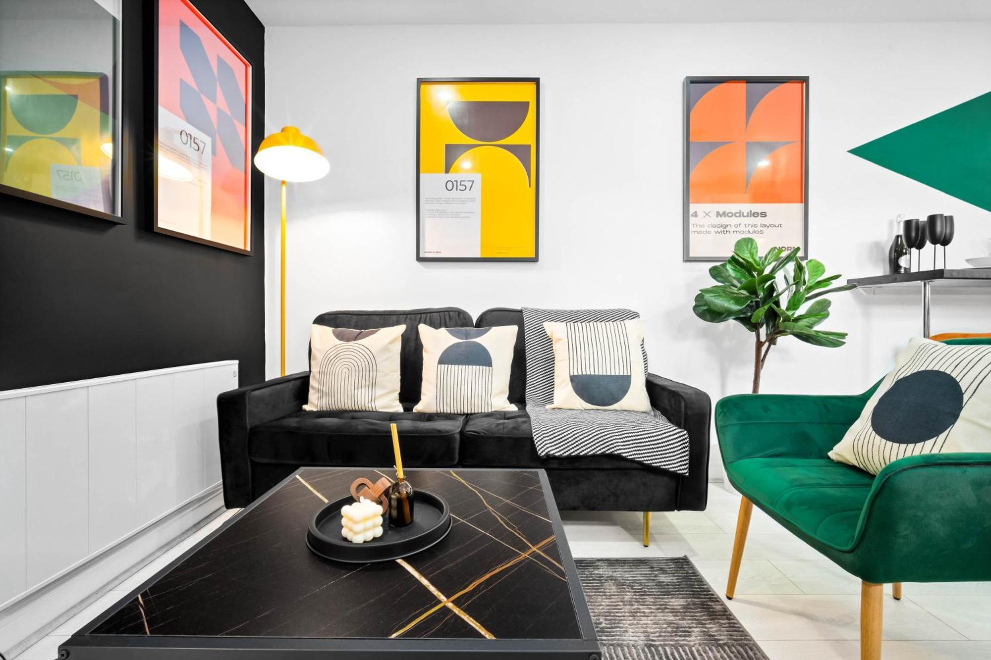 Luxury 3 Bedroom Apartment - Terrace - Near City Centre - Wifi - Smart Tv 1Mr Birmingham Esterno foto